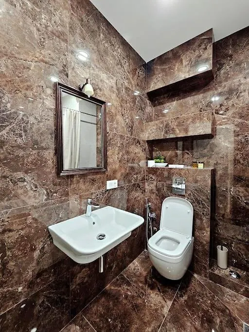 King David Luxury Two Bedroom 26 Tbilisi Apartment